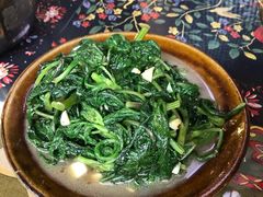 炒山野菜（蒲公英叶）-苗湘食府(十年店)