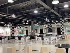 -极限PLAY运动娱乐新世界·团建派对潮玩休闲馆·室内蹦极高空游乐园