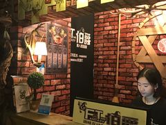 -MAX伯爵趣味互动密室逃脱(大坪D馆店)