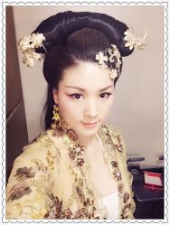 -盘子女人坊生日照·摄影馆(华强店)