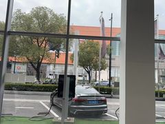 -上海伟杰·捷豹路虎4S店(闵行店)