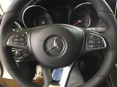 -上海星瀚奔驰4S店(红柳路店)