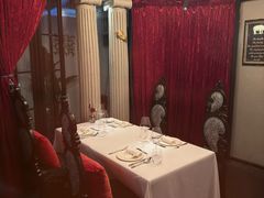 -弦月窗LUNETTE BY AMANDA(复兴路店)