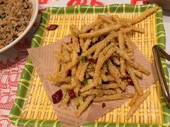 -肥肥虾庄·金牌油焖大虾(汉口城市广场店)
