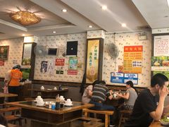大堂-冯记香辣兔火锅(茶店子总店)