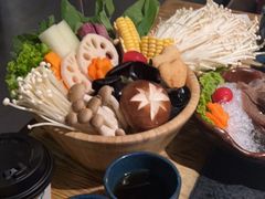 -湊湊火锅·茶憩(上海合生汇店)