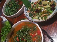 -老滇山寨•云南特色菜•地方菜•民族风情歌舞表演(金碧店)