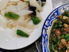 -江湖黑大兔(杨家坪店)
