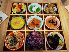 -轻蔬不用等·素食(江苏路店)
