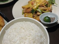 -大头虾越式风味餐厅(光明广场店)