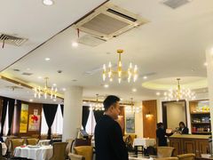 -老人和饭店(淮海中路店)