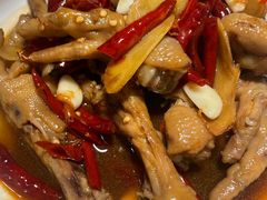 -费大厨辣椒炒肉(万家丽一店)