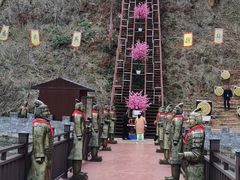 -梅岭月亮湾山体公园