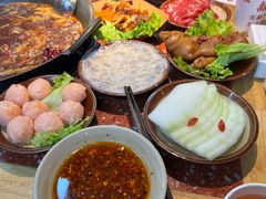 -赵美丽·重庆社区火锅·直营店(火车东站·中豪国际店)