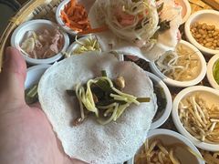 -包整·丝娃娃(一览甲秀楼风景店)