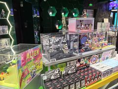 -泡泡玛特POPMART(西单大悦城店)