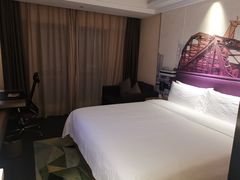 -兰州步行街希尔顿欢朋酒店