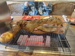 烤羊腿-柿子树炭烤羊腿(金台路店)
