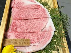-山川小町·极番烧肉(新地假日广场店)