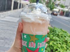 -瑞幸咖啡(八卦岭工业店)