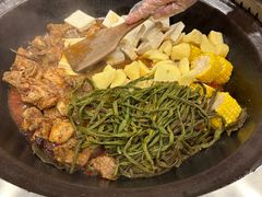 -田家大院东北农家菜铁锅炖(西安总店)