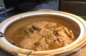 Braised Pork Meatballs in Mushroom Sour Soup
