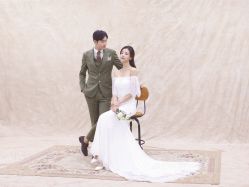 -雪中彩影婚纱摄影·微光艺术中心