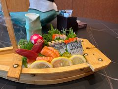 -鼎泰亨·海鲜牛肉餐厅(滨江店)