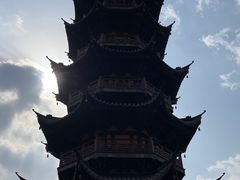 -龙华寺