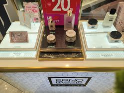 -奥伦纳素Erno Laszlo