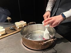 -左庭右院鲜牛肉火锅黑金店(陆家嘴中心店)