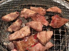 -山川小町·极番烧肉(新地假日广场店)