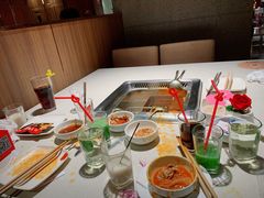 -海底捞火锅鲜切牛肉主题店(长寿路店)
