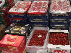 -上海龙吴水胜海发市场