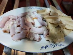 -华哥新鲜猪精品美食