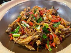 手撕扁担鸡-吃饭皇帝大土家民族菜(正大广场店)