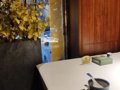 -八府香鸭·啫啫煲(华山路店)