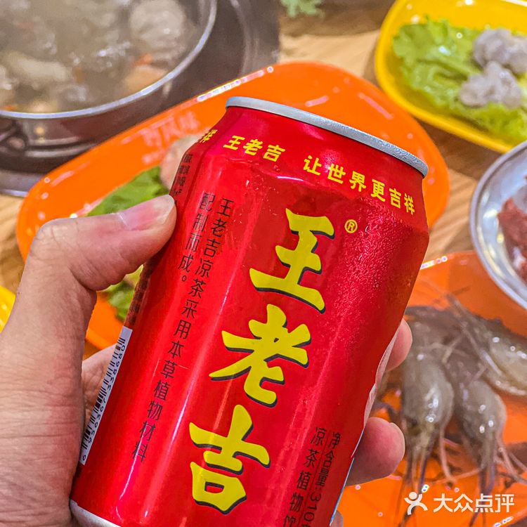 冬日温暖新姿食 | 排队也要吃的海鲜自助火锅！！