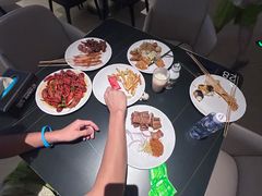 -涨巢·潮玩水疗局