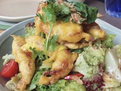 榴莲汁软壳蟹沙拉-CHINCHIN 青青·泰国料理(万象食家店)