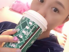 -星巴克臻选(周浦万达店)