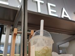 -喜茶(滨江宏岸店)