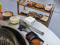 -彝人部落火盆烧烤(原内环足球场店)