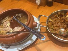 -老滇山寨•云南特色菜•地方菜•民族风情歌舞表演(金碧店)