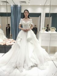 -GRACE KELLY婚纱与礼服(北京店)