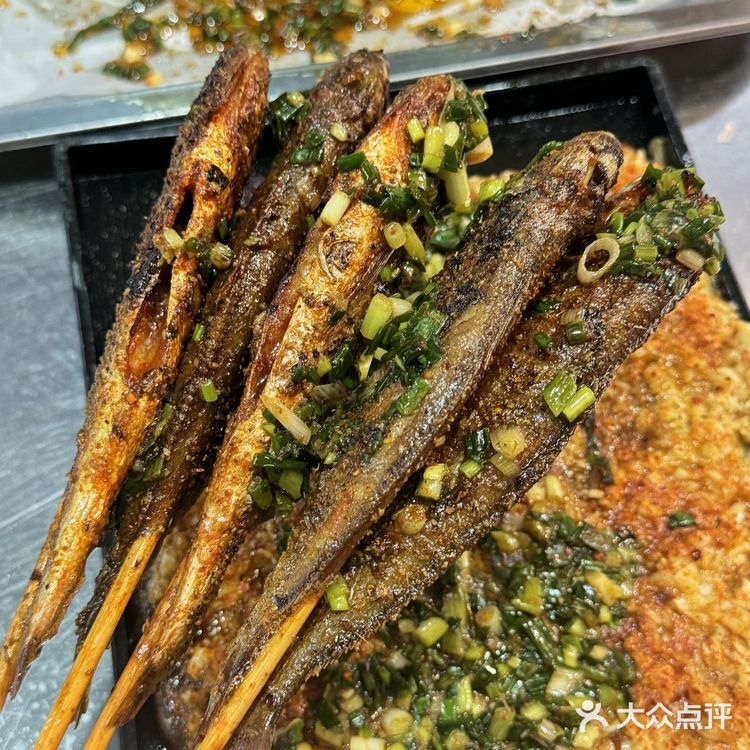 在长沙，只有这样的烧烤店才能赚我的💰