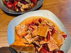 -三叔特色自贡菜(中海国际店)