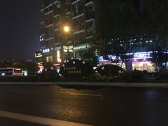 -blt精品超市(杭州城西银泰店)