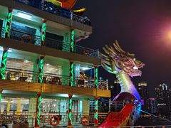 -黄浦江游览十六铺3号码头网红自助餐