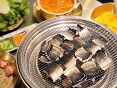活鳗鱼-本炙炭烤·蒲烧活鳗料理店(金沙洲店)